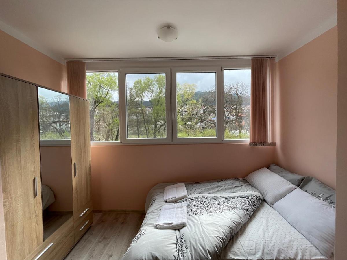 デヴィンApartament Emaiaアパートメント エクステリア 写真